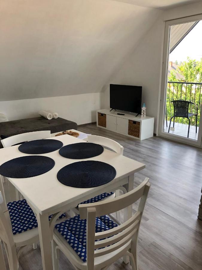 Toparti Hangulatu Nyaralo-Balatonboglár Exteriör bild